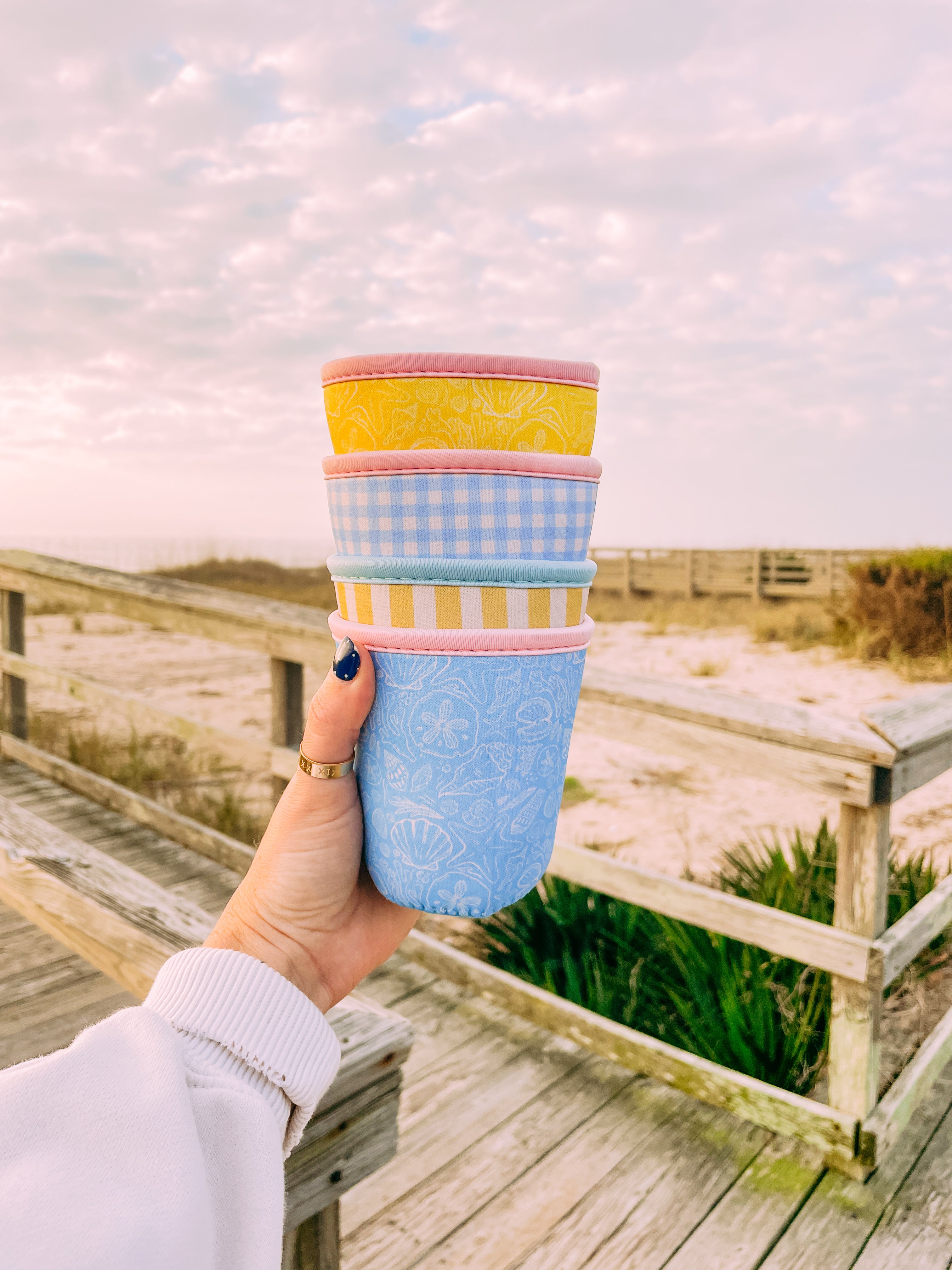 NEW SODMY デモテープ STYLE Shell Yeah Coffee Sleeve – Dev's Doodles Co